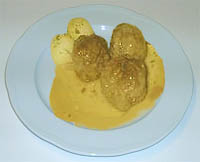 Albóndigas en salsa tártara