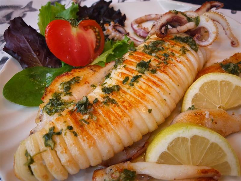 ALGUNAS FORMAS INSUPERABLES DE COCINAR EL CALAMAR
