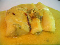 Bacalao al curry con leche de coco