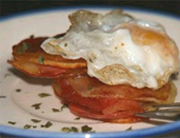 Chorizo con huevos de codorniz