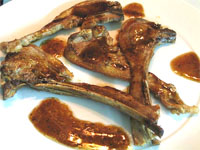 Chuletas de cordero con salsa agridulce