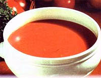 Consomé frío de tomate