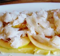 Ensalada bacalao con patatitas nuevas