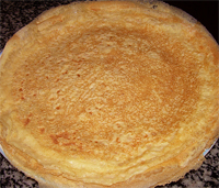 Filloas de carnaval de caldo y leche
