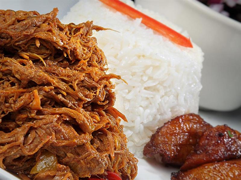 LA COCINA CUBANA