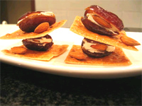 Milhojas de dátiles rellenos