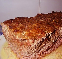 Pastel de carne picada con salsa al curry