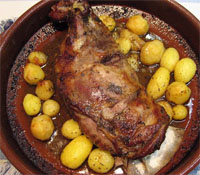 Pierna de cordero asada al Jerez seco