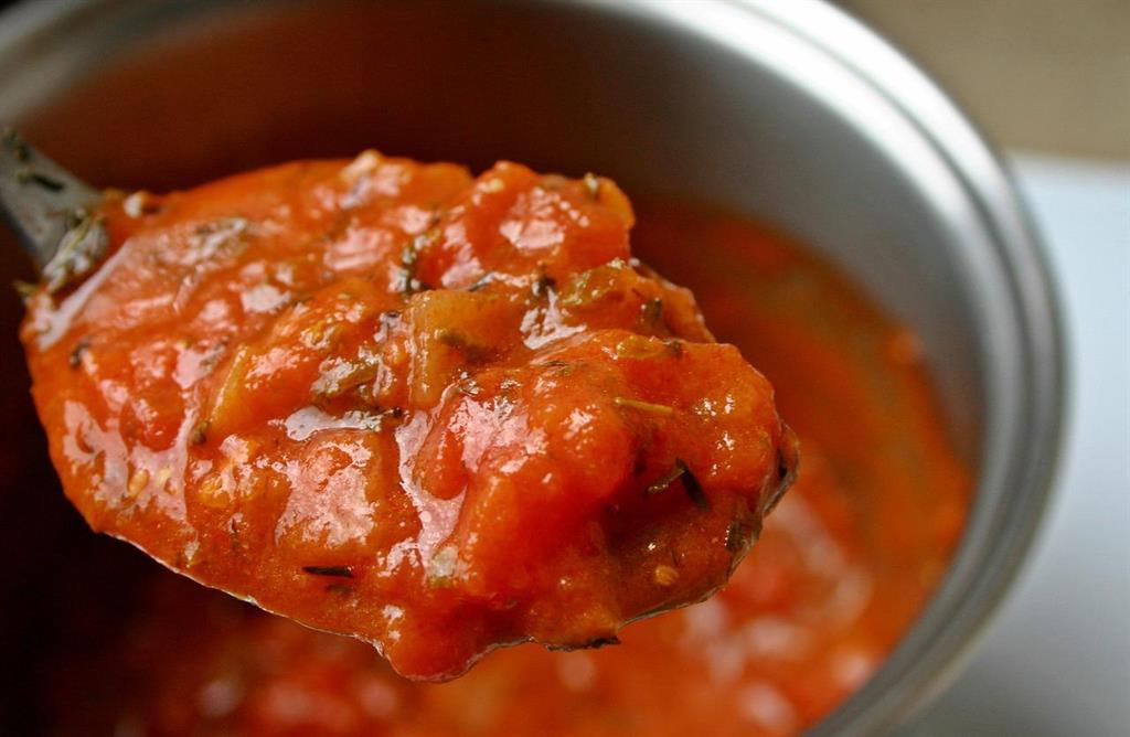 Recetas de verano con tomate frito casero
