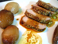 Solomillo con miel y soja y cebollas caramelizadas