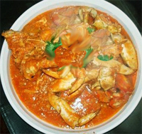 Sopa de carne y cangrejos