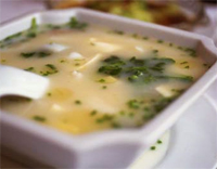 Sopa picante  a la pekinesa