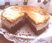 Tarta de chocolate, yema y frambuesa