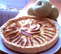 Tarta de manzanas con helado de nata