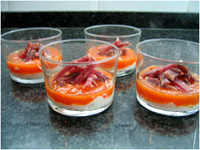 Vasitos de queso y papaya