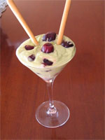 Yogur con aguacate y picotas